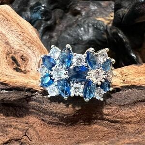 Large Statement Floral Cluster Ring Size 6 Blue Clear Silver Tone Prong Set